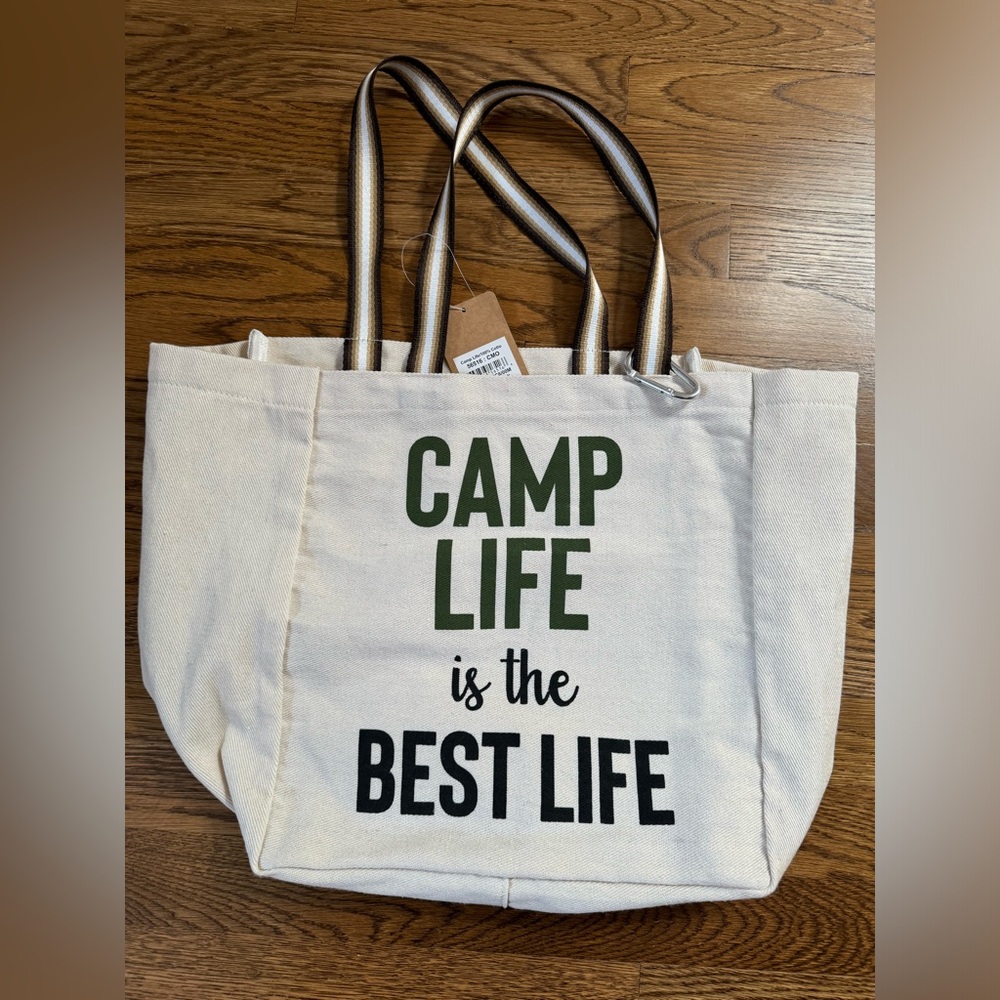 NWT Camp Life Canvas Tote bag with Clip. Beige Color w/ stripe handles